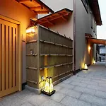 Kyojuku Usagi - Vacation Stay 46050V